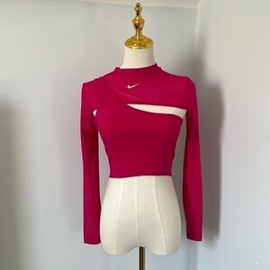 Nike tight fit coolant top